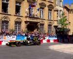 016 - Une Formule 1 devant la mairie de Salon